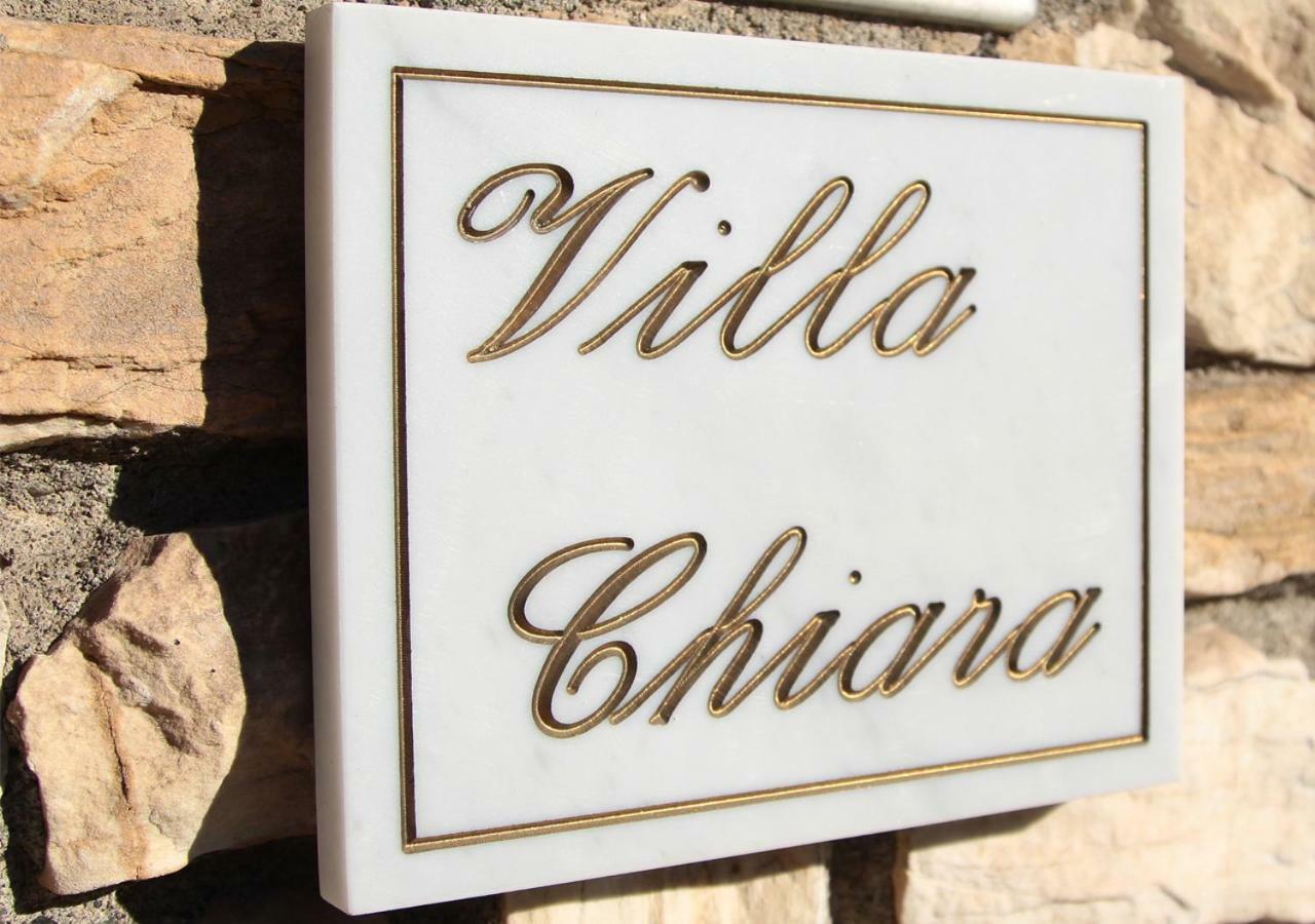Villa Chiara Affitta Camere Carrara Exteriör bild